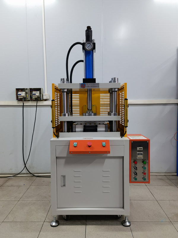 水力浴爆弾ボールプレス 塩球プレッサー 浴石けんを作る機械の生産者