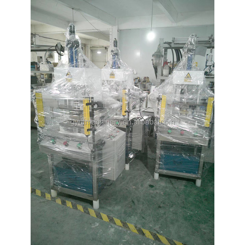 正確で正確な石けんスタンプ形成のための冷圧石けん製造機械