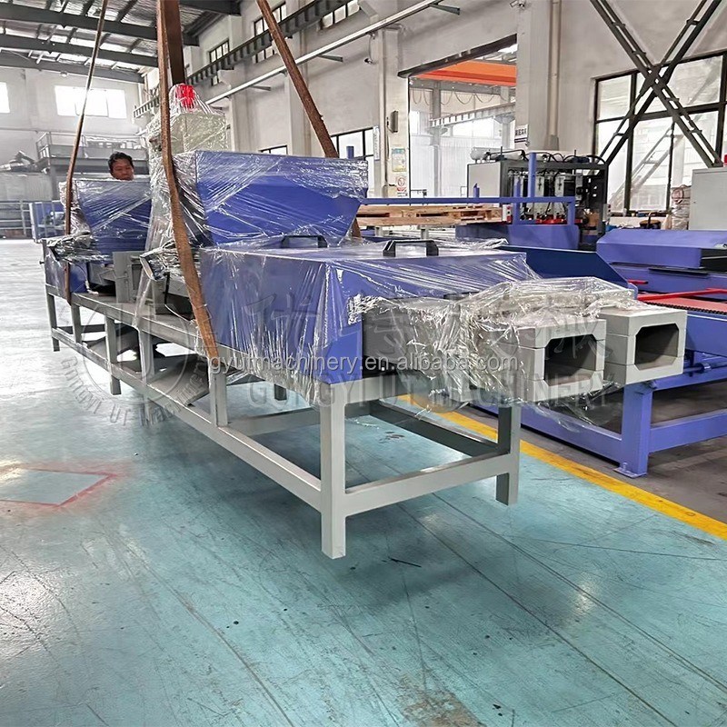 ユーロパレット生産のための15Kw自動木製ブロックパレット足を作る機械
