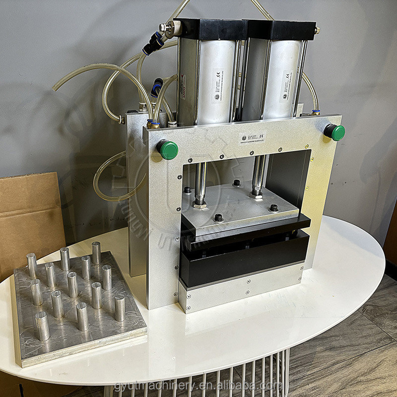 SPAのためのバスボムプレスマシン 100%自動気圧バスボール模具製造