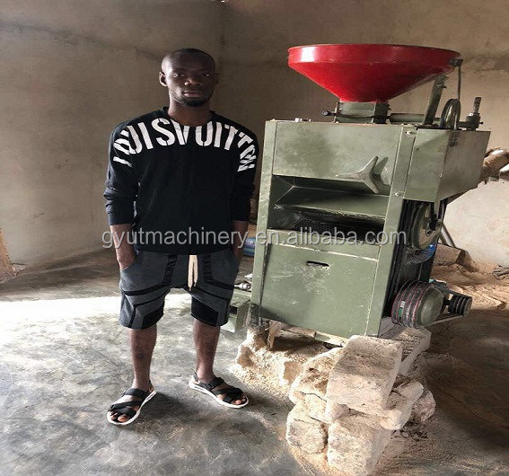 米加工のための高度な自動ライスハラー移動機械 500-800kg/h 容量