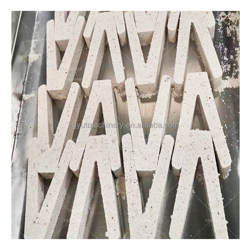 丸いテーブル形 キューブ 砂糖プレス機 砂糖粉末 原材料の要求