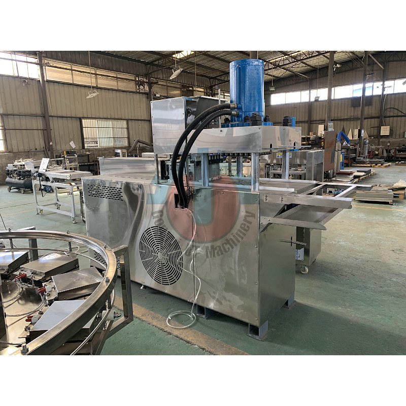 200Kg/h キューブ砂糖プレス機 精製された砂糖キューブを砂糖繊維から製造する