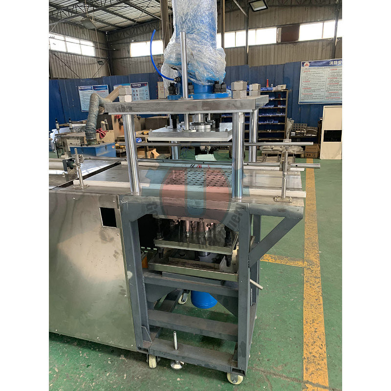 スタッドレスタイヤの砂糖キューブ製造加工ライン 完全自動コーヒー砂糖メーカー