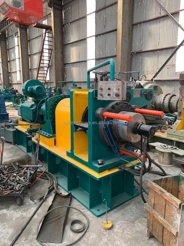 銅アルミと青銅のインプット棒のためのシングルアクションエクストルーションプレスマシン 8-30mm