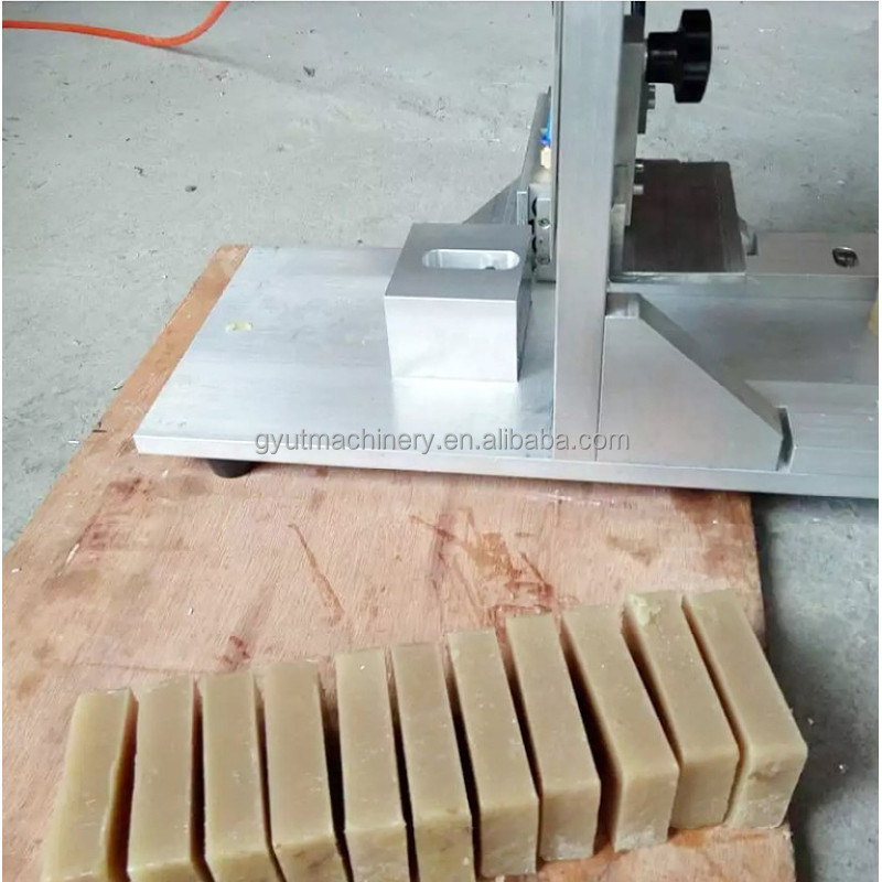 UT 小型ホテル 石けんを作る機械 石けん切る機械 生産ライン 体重 22kg