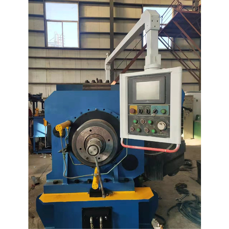 アルミ/銅のバスバー用外押し機械ライン 作業場27メートル