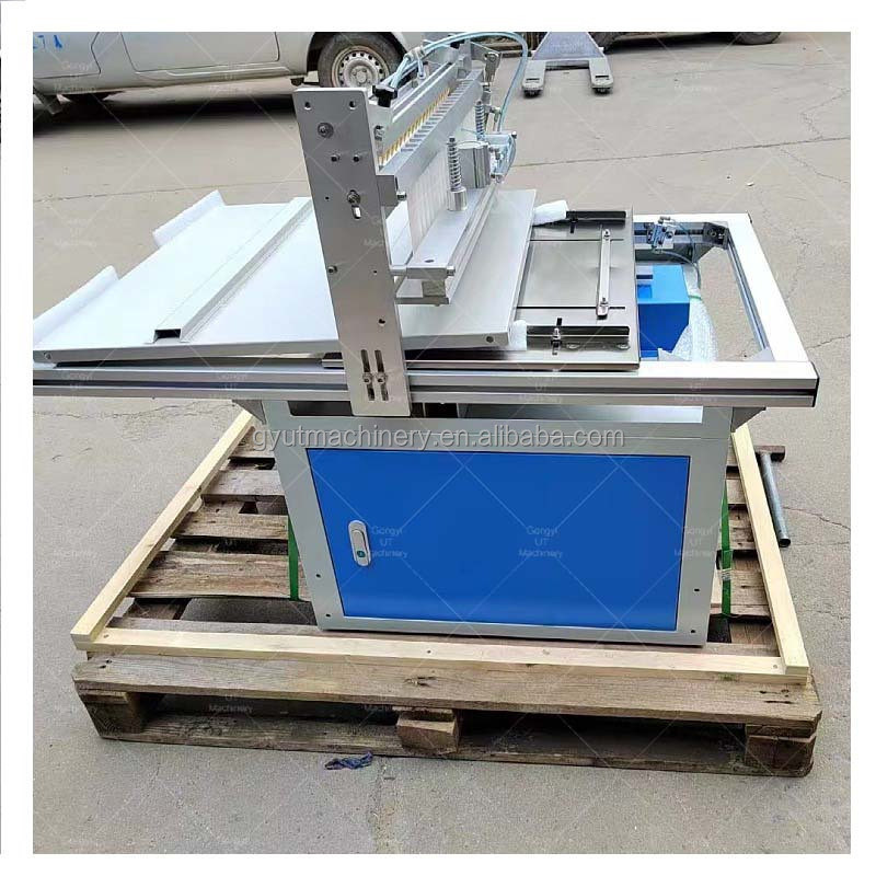 マイクログリーントレイの種付けは,種付けプランターマシンと成長メディアのトップフillingで容易になりました