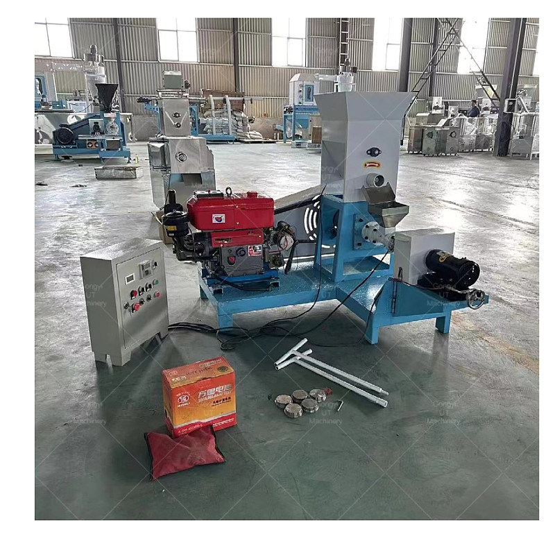 UT機械 時給100-150kg ディーゼルエンジンの浮遊魚飼料ペレットエクストルーダー製造