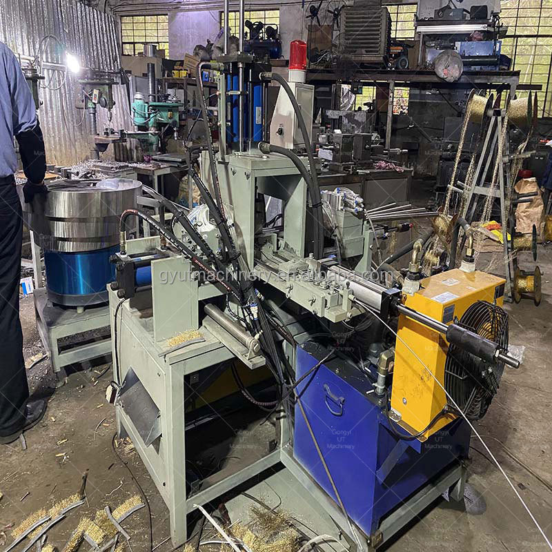 2.2kwモーター付き,完全に自動的な多サイズ銅線ホイールブラシ製造機械